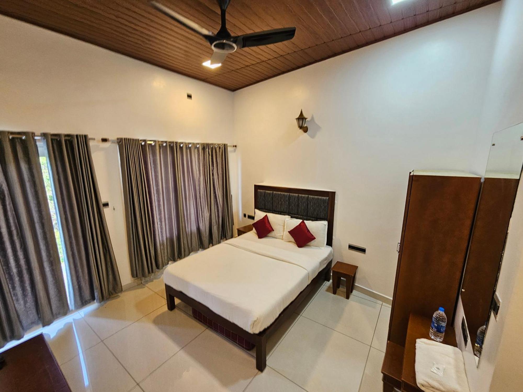 Misty Bush Munnar Bed & Breakfast エクステリア 写真